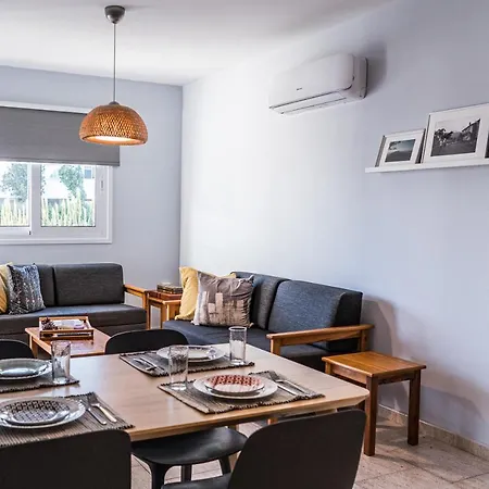 Anemomylos Apartment
